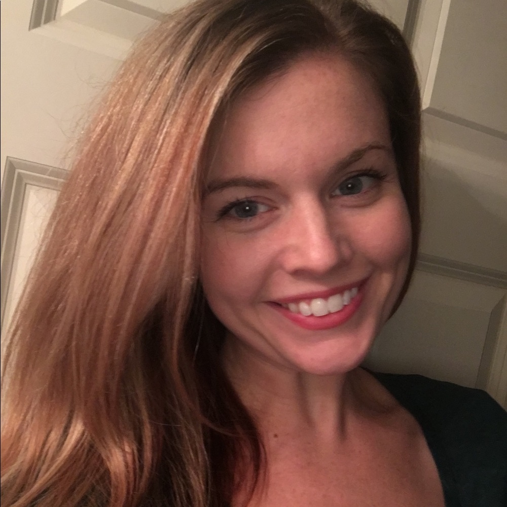 Meet your Posher, Lauren